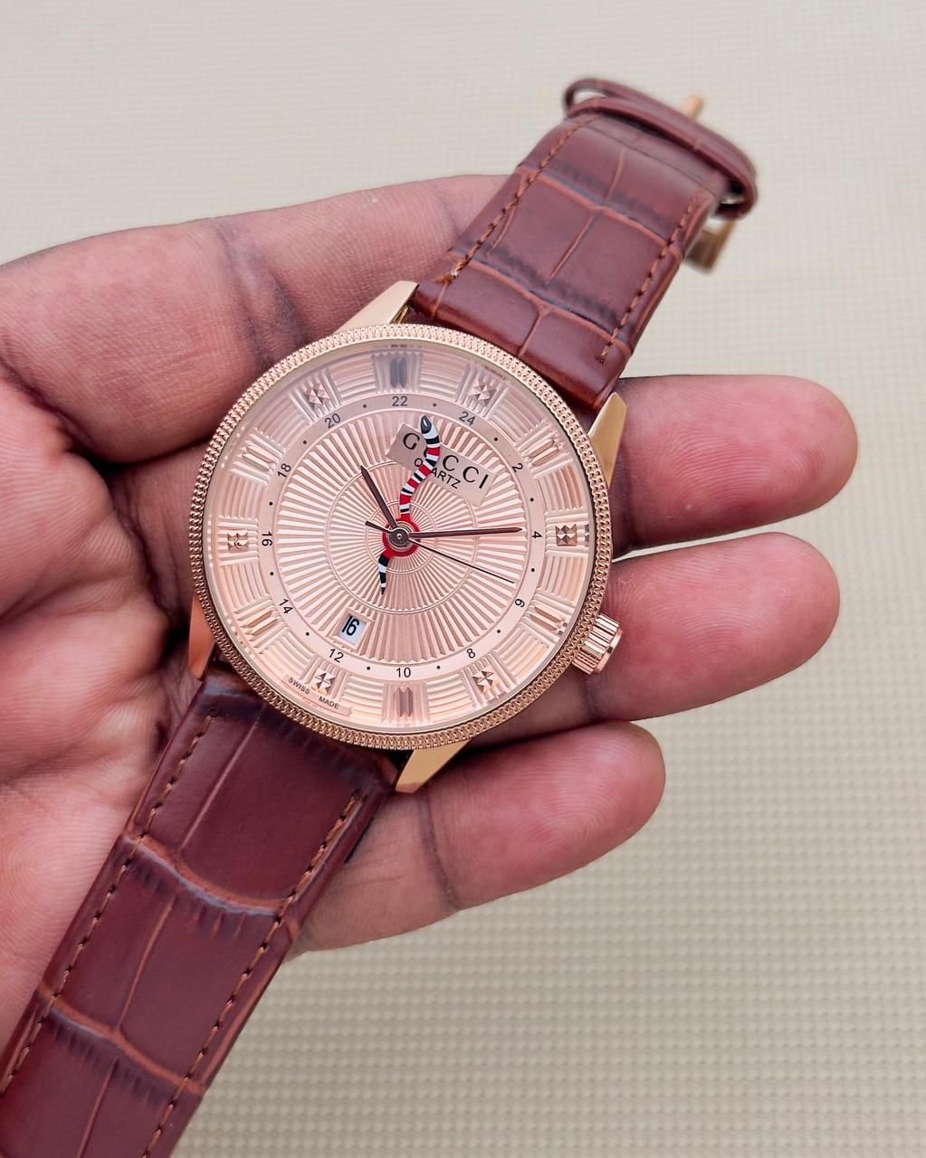 GUCCI MENS PREMIUM WATCH