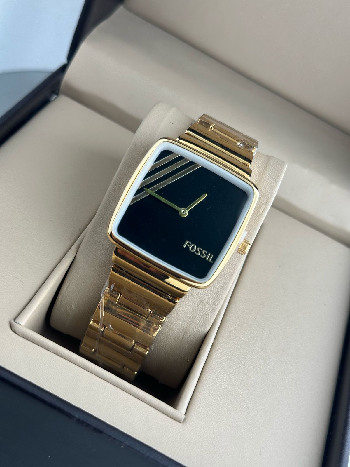 FOSSIL WOMENS PREMIUM WATCHES