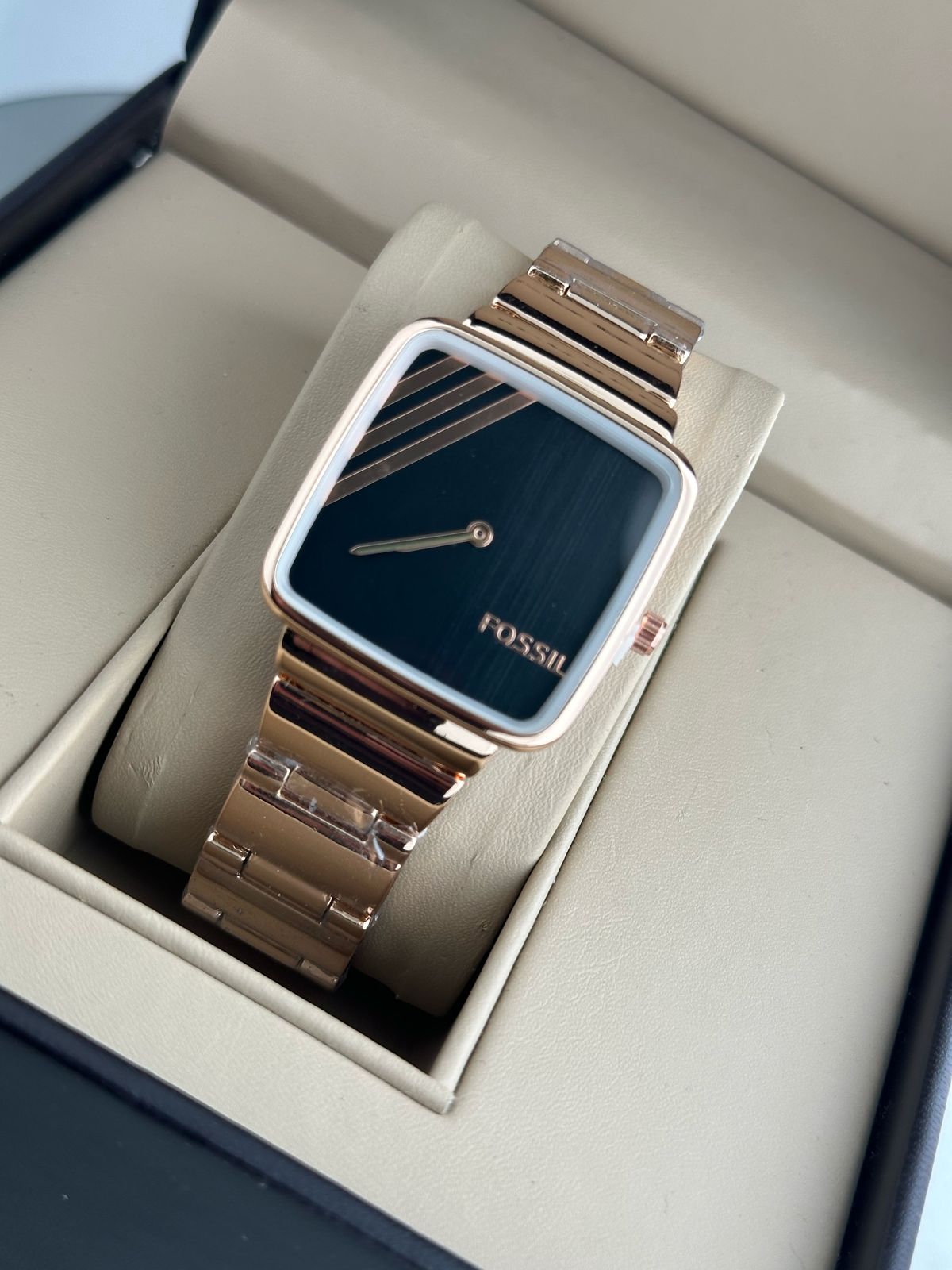 FOSSIL WOMENS PREMIUM WATCHES