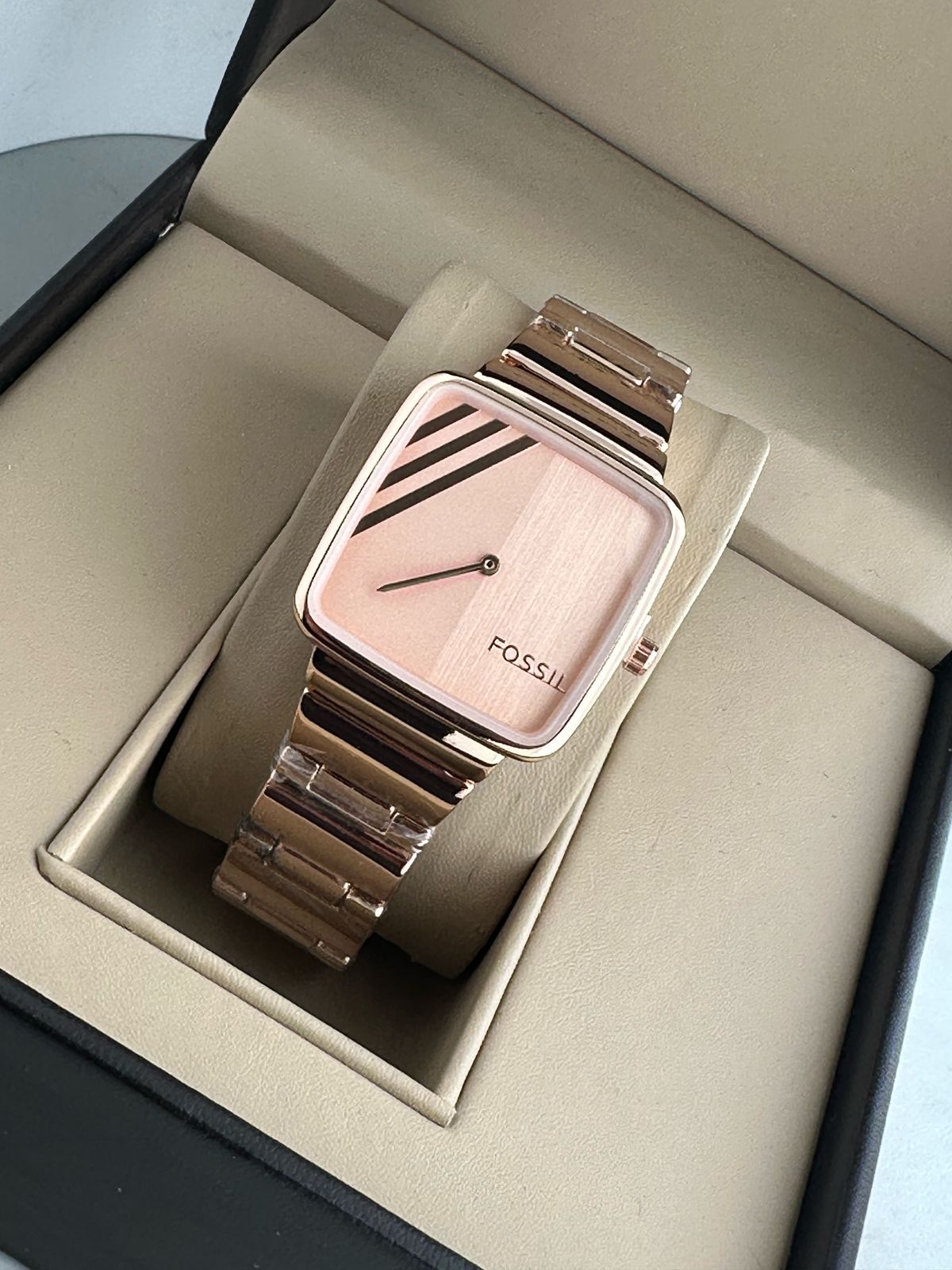 FOSSIL WOMENS PREMIUM WATCHES