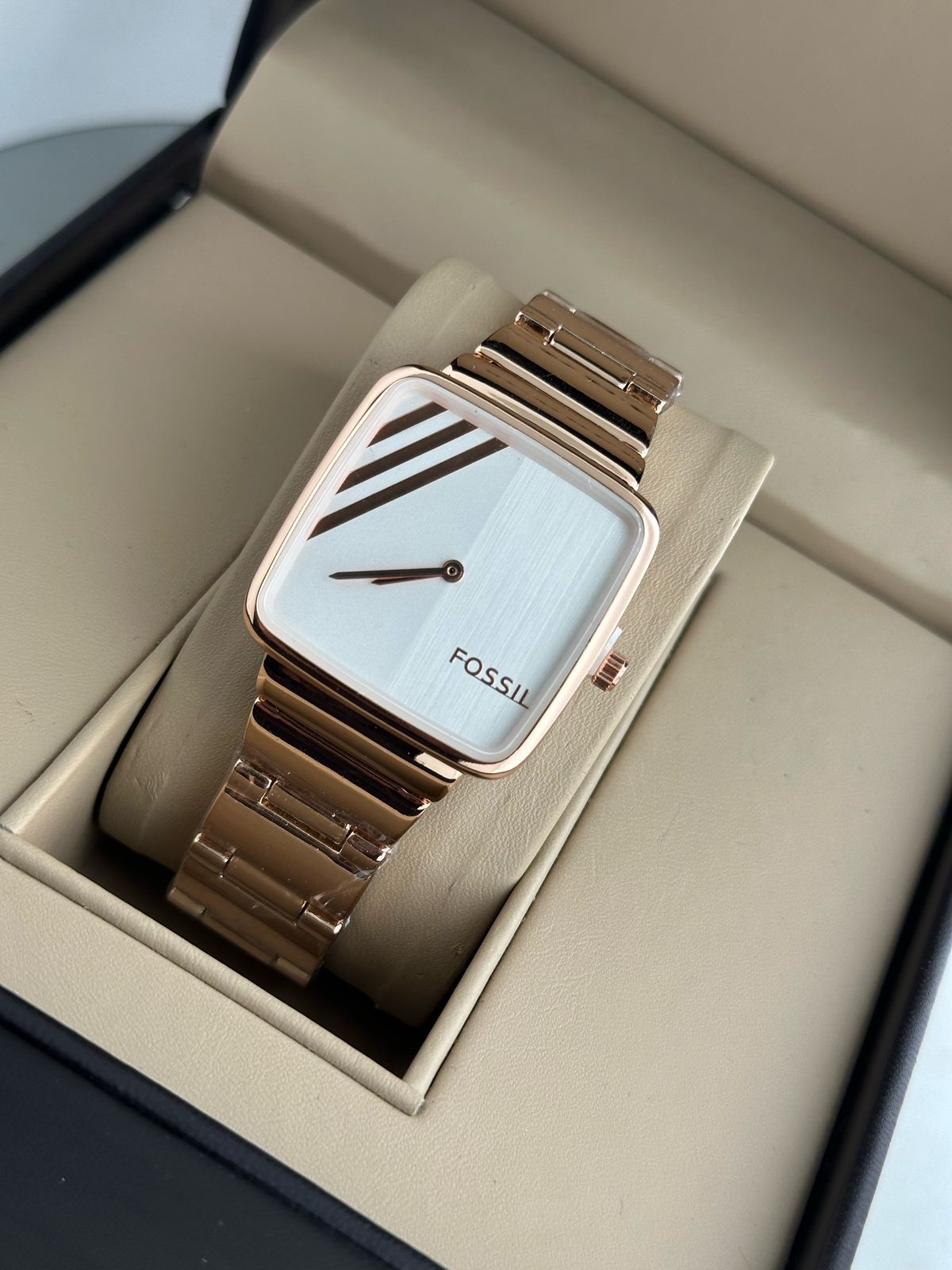 FOSSIL WOMENS PREMIUM WATCHES