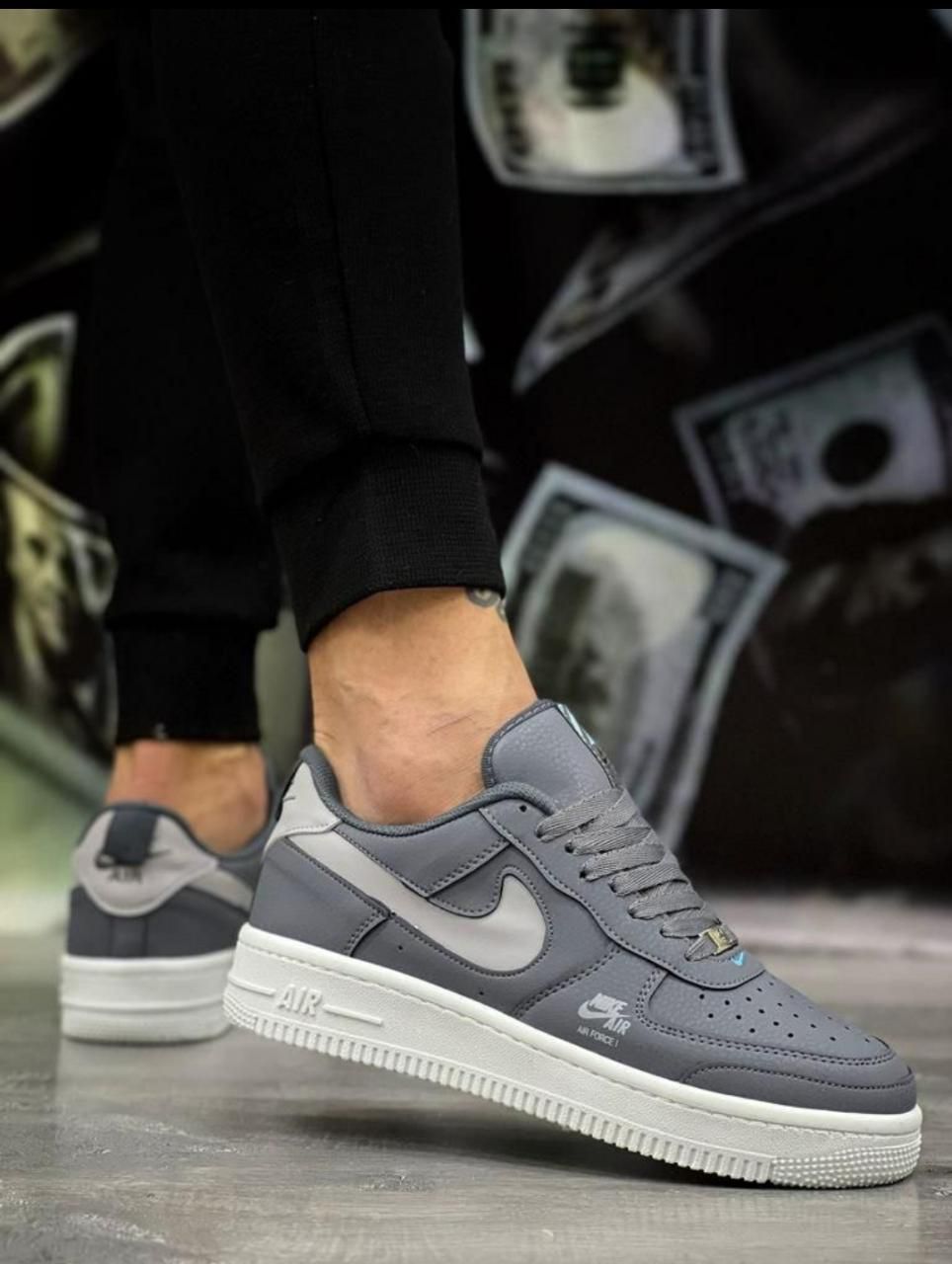 IMPORTED HIGH QUALITY SHOES WITH CREASE PROTECTOR INSIDE HIGH QUALITY AND COMFORT GUARANTEE FOR MENS AND WOMENS ( BA)