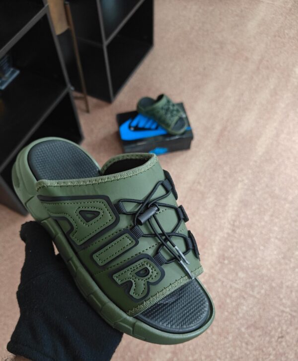IMPORTED HIGH QUALITY SHOES WITH CREASE PROTECTOR INSIDE HIGH QUALITY AND COMFORT GUARANTEE FOR MENS AND WOMENS ( BA)