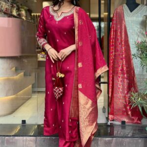 WOMES PARTY WEAR AND FORMAL ALL TIME SUITED KURTIS 3 PIECE SET FOR WOMENS (ROYAL)