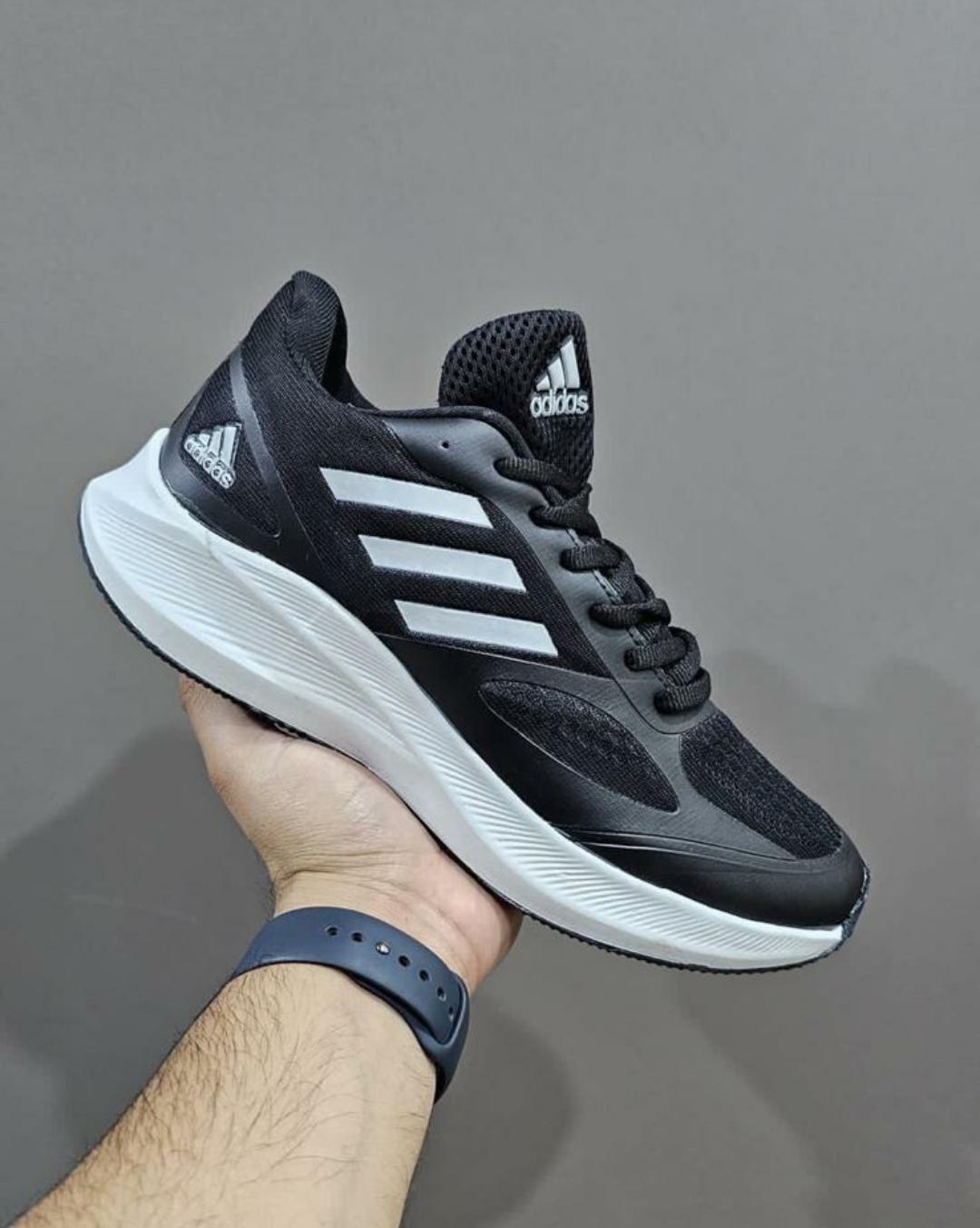 IMPORTED HIGH QUALITY SHOES WITH CREASE PROTECTOR INSIDE HIGH QUALITY AND COMFORT GUARANTEE FOR MENS AND WOMENS ( BA)