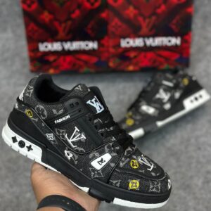IMPORTED HIGH QUALITY SHOES WITH CREASE PROTECTOR INSIDE HIGH QUALITY AND COMFORT GUARANTEE FOR MENS AND WOMENS ( BA)
