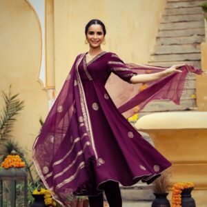 WOMES PARTY WEAR AND FORMAL ALL TIME SUITED KURTIS 3 PIECE SET FOR WOMENS (ROYAL)