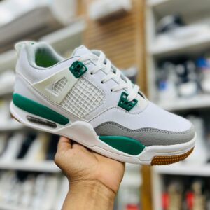 IMPORTED HIGH QUALITY SHOES WITH CREASE PROTECTOR INSIDE HIGH QUALITY AND COMFORT GUARANTEE FOR MENS AND WOMENS ( BA)