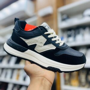 IMPORTED HIGH QUALITY SHOES WITH CREASE PROTECTOR INSIDE HIGH QUALITY AND COMFORT GUARANTEE FOR MENS AND WOMENS ( BA)