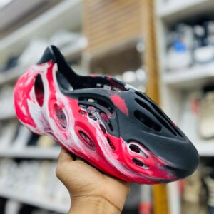 IMPORTED HIGH QUALITY SHOES WITH CREASE PROTECTOR INSIDE HIGH QUALITY AND COMFORT GUARANTEE FOR MENS AND WOMENS ( BA)