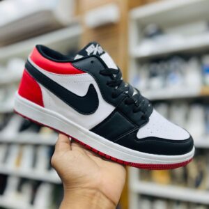 IMPORTED HIGH QUALITY SHOES WITH CREASE PROTECTOR INSIDE HIGH QUALITY AND COMFORT GUARANTEE FOR MENS AND WOMENS ( BA)