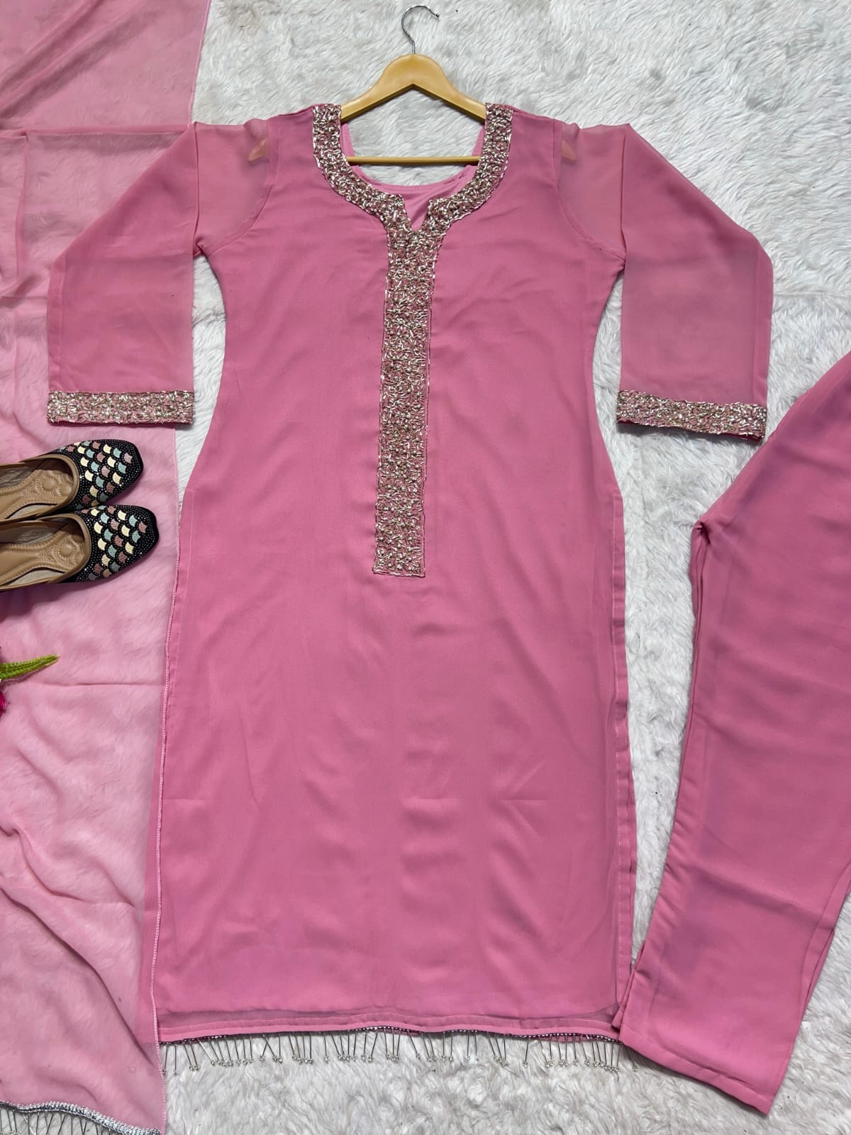 DESIRABLE FANCY GEORGET HAND WORK WOMENS 3 PIECE SET (1150) PINK COLOUR