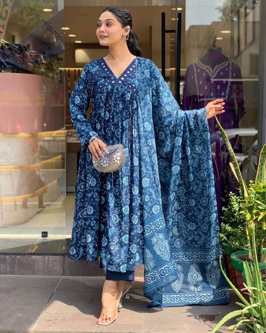 WOMES PARTY WEAR AND FORMAL ALL TIME SUITED KURTIS 3 PIECE SET FOR WOMENS (ROYAL)