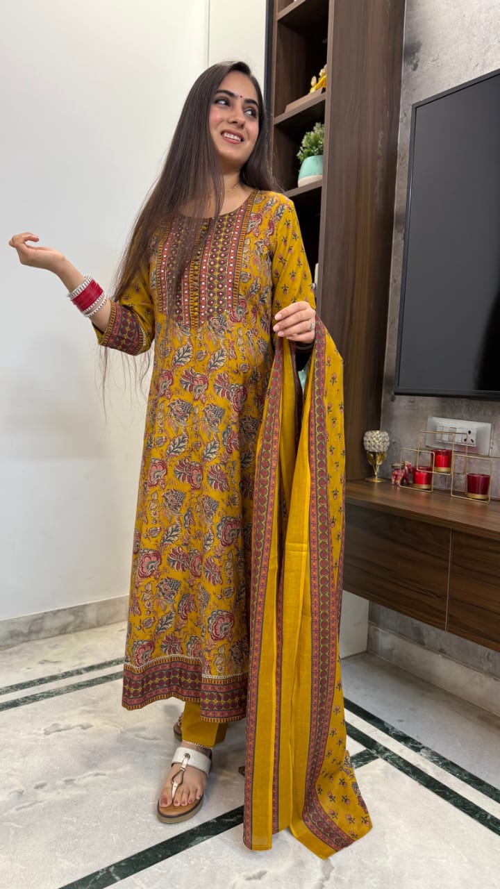 WOMES PARTY WEAR AND FORMAL ALL TIME SUITED KURTIS 3 PIECE SET FOR WOMENS (ROYAL)