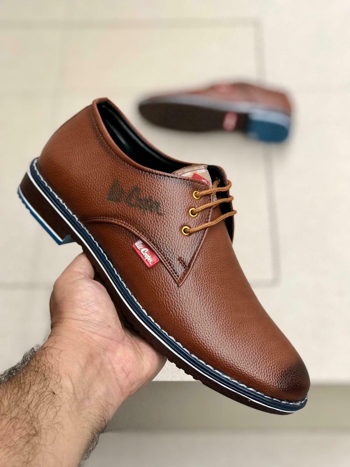 IMPORTED HIGH QUALITY SHOES WITH CREASE PROTECTOR INSIDE HIGH QUALITY AND COMFORT GUARANTEE FOR MENS AND WOMENS ( BA)