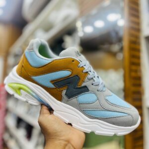 IMPORTED HIGH QUALITY SHOES WITH CREASE PROTECTOR INSIDE HIGH QUALITY AND COMFORT GUARANTEE FOR MENS AND WOMENS ( BA)