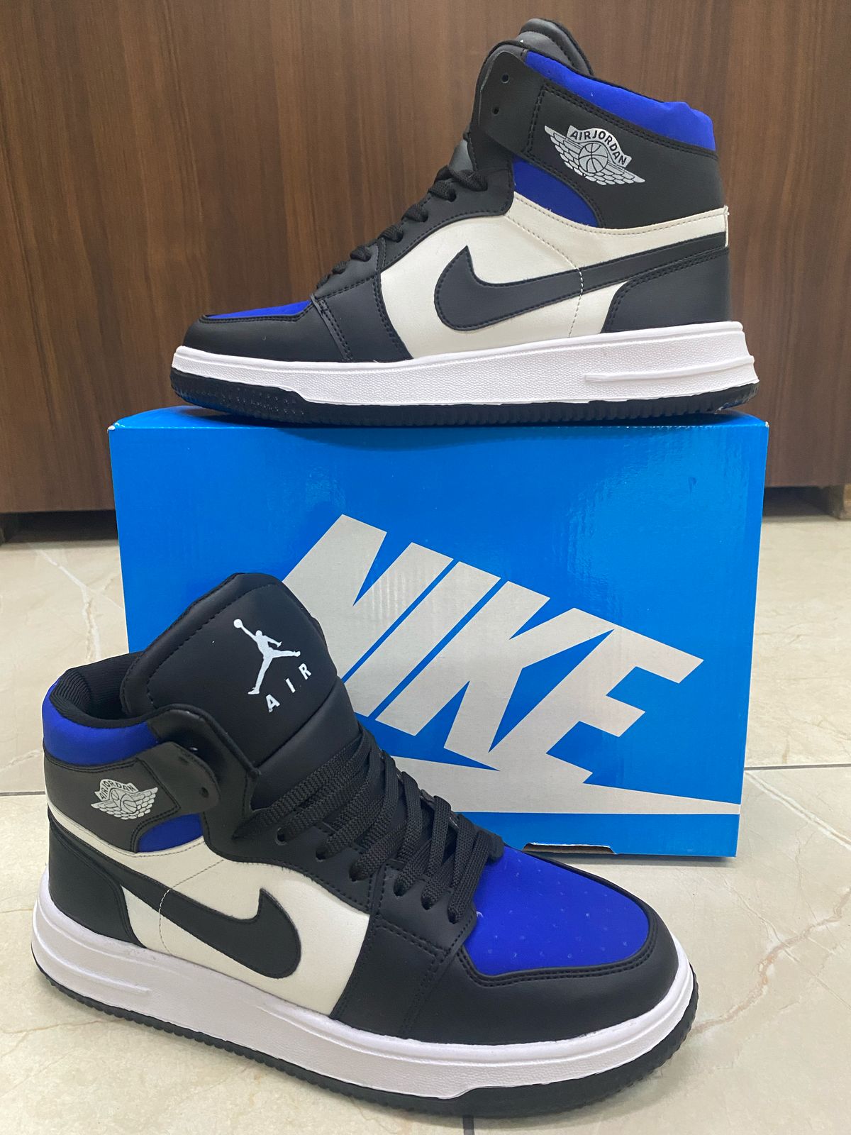 IMPORTED HIGH QUALITY SHOES WITH CREASE PROTECTOR INSIDE HIGH QUALITY AND COMFORT GUARANTEE FOR MENS AND WOMENS ( BA)