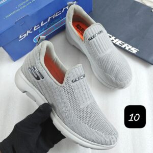 IMPORTED HIGH QUALITY SHOES WITH CREASE PROTECTOR INSIDE HIGH QUALITY AND COMFORT GUARANTEE FOR MENS AND WOMENS ( BA)