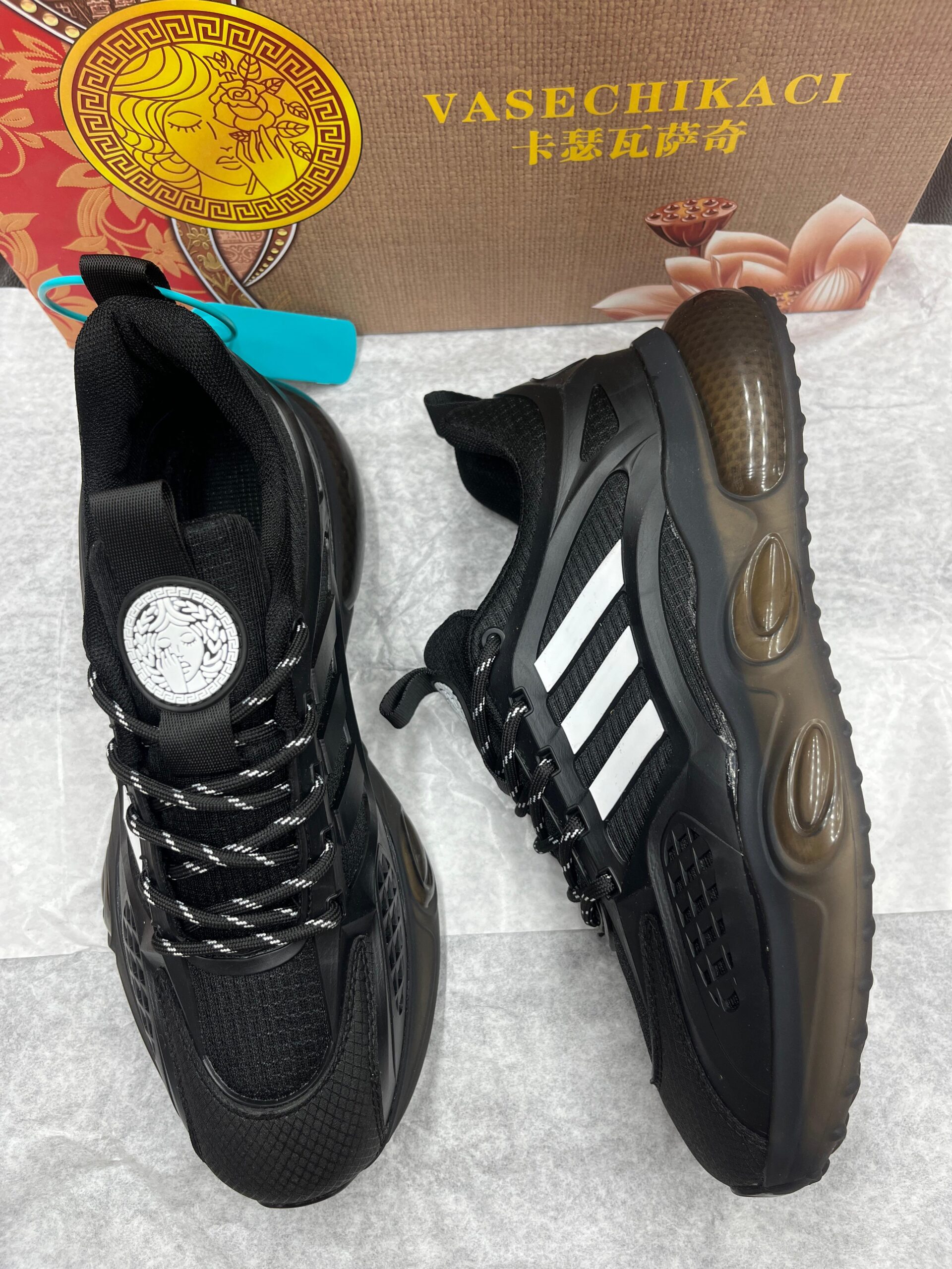 IMPORTED HIGH QUALITY SHOES WITH CREASE PROTECTOR INSIDE HIGH QUALITY AND COMFORT GUARANTEE FOR MENS AND WOMENS ( BA)