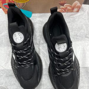 IMPORTED HIGH QUALITY SHOES WITH CREASE PROTECTOR INSIDE HIGH QUALITY AND COMFORT GUARANTEE FOR MENS AND WOMENS ( BA)