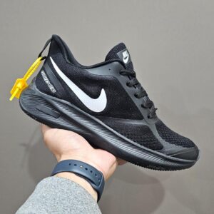 IMPORTED HIGH QUALITY SHOES WITH CREASE PROTECTOR INSIDE HIGH QUALITY AND COMFORT GUARANTEE FOR MENS AND WOMENS ( BA)