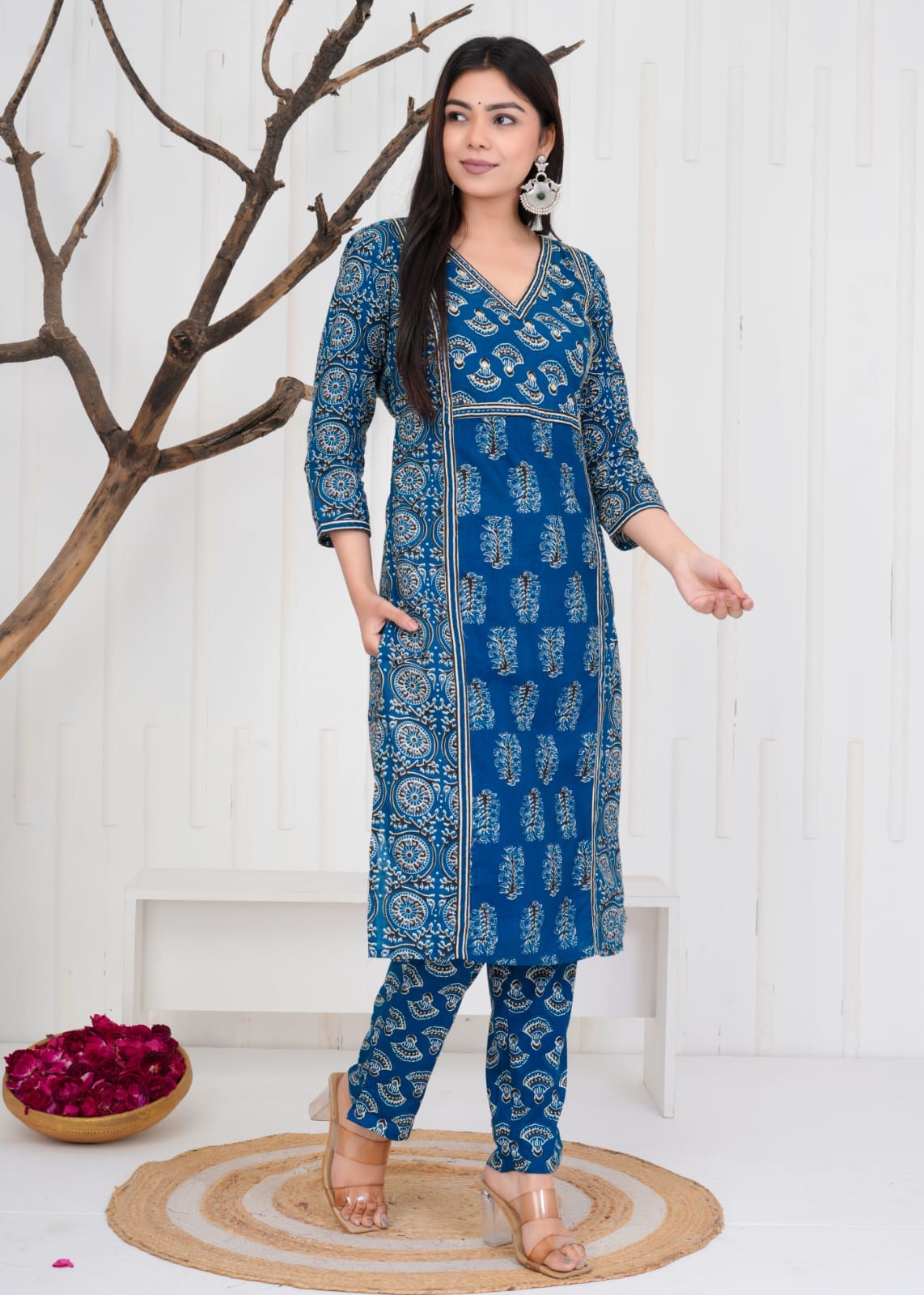 WOMES PARTY WEAR AND FORMAL ALL TIME SUITED KURTIS 3 PIECE SET FOR WOMENS (ROYAL)