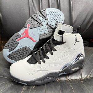 IMPORTED HIGH QUALITY SHOES WITH CREASE PROTECTOR INSIDE HIGH QUALITY AND COMFORT GUARANTEE FOR MENS AND WOMENS ( BA)