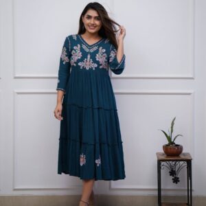 WOMES PARTY WEAR AND FORMAL ALL TIME SUITED KURTIS 3 PIECE SET FOR WOMENS (ROYAL)