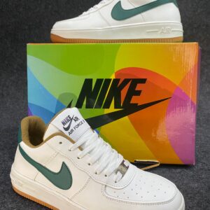 IMPORTED HIGH QUALITY SHOES WITH CREASE PROTECTOR INSIDE HIGH QUALITY AND COMFORT GUARANTEE FOR MENS AND WOMENS ( BA)