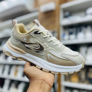 IMPORTED HIGH QUALITY SHOES WITH CREASE PROTECTOR INSIDE HIGH QUALITY AND COMFORT GUARANTEE FOR MENS AND WOMENS ( BA)