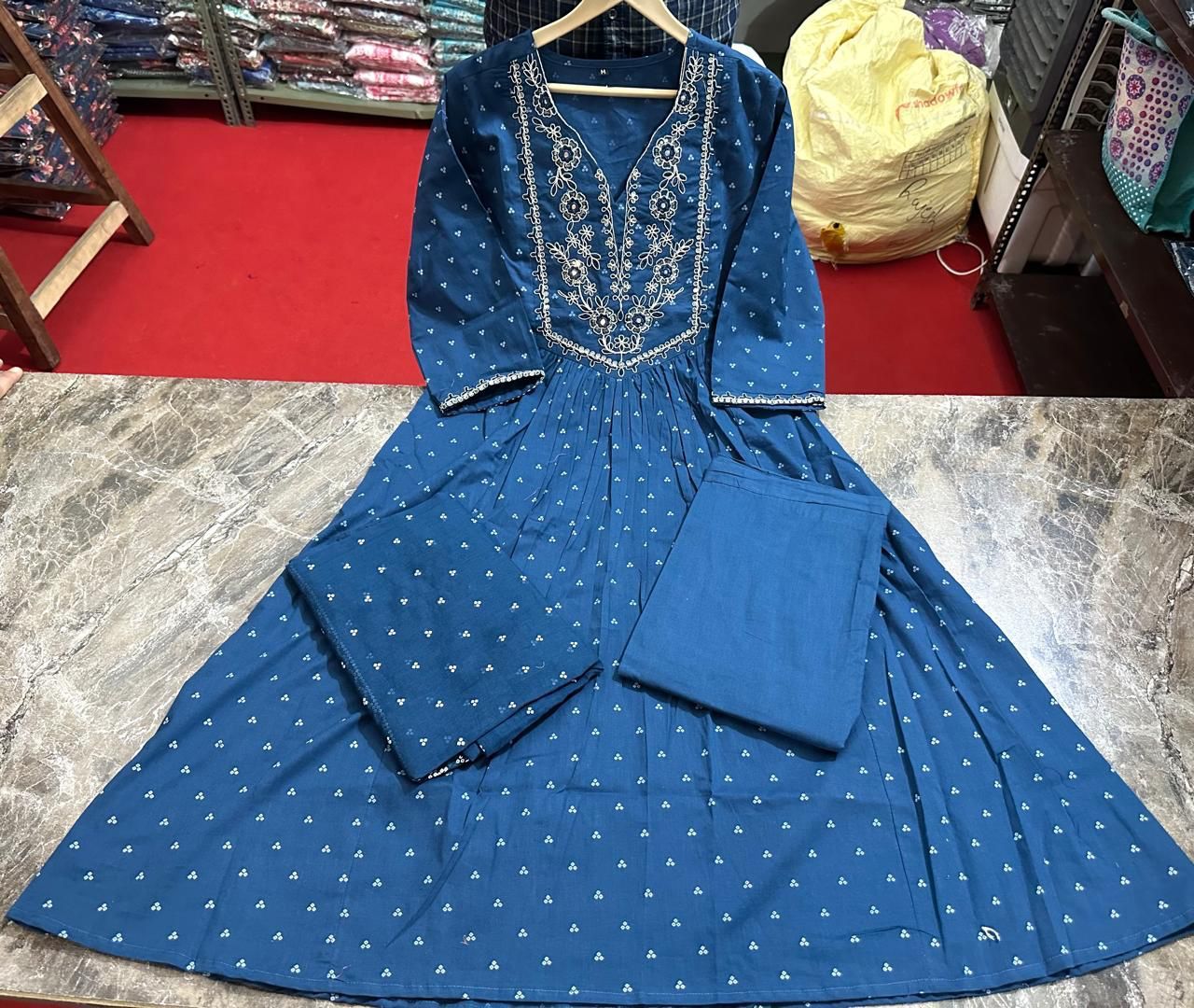 WOMES PARTY WEAR AND FORMAL ALL TIME SUITED KURTIS 3 PIECE SET FOR WOMENS (ROYAL)