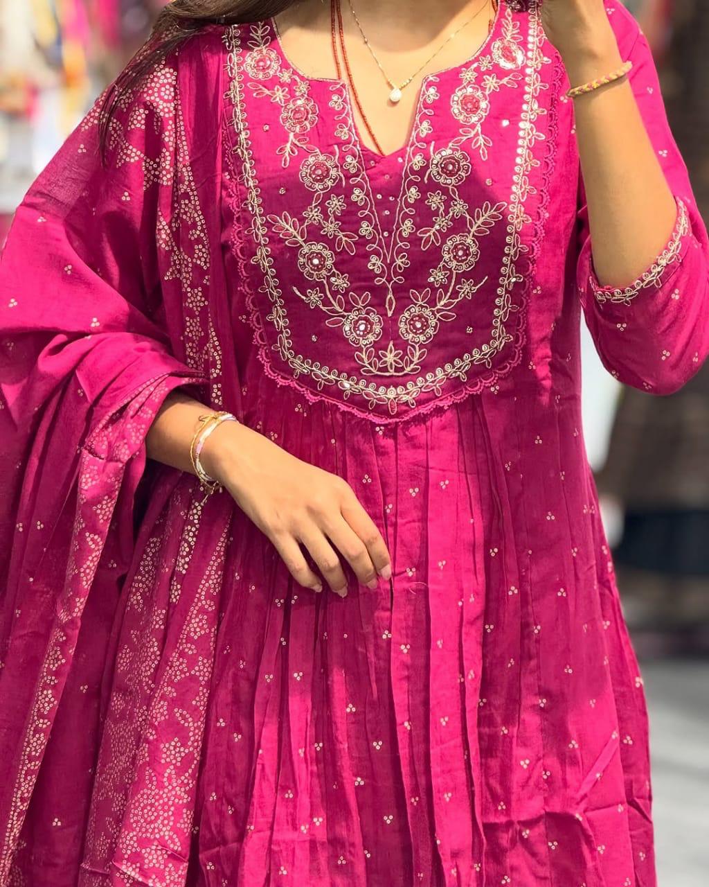 WOMES PARTY WEAR AND FORMAL ALL TIME SUITED KURTIS 3 PIECE SET FOR WOMENS (ROYAL)