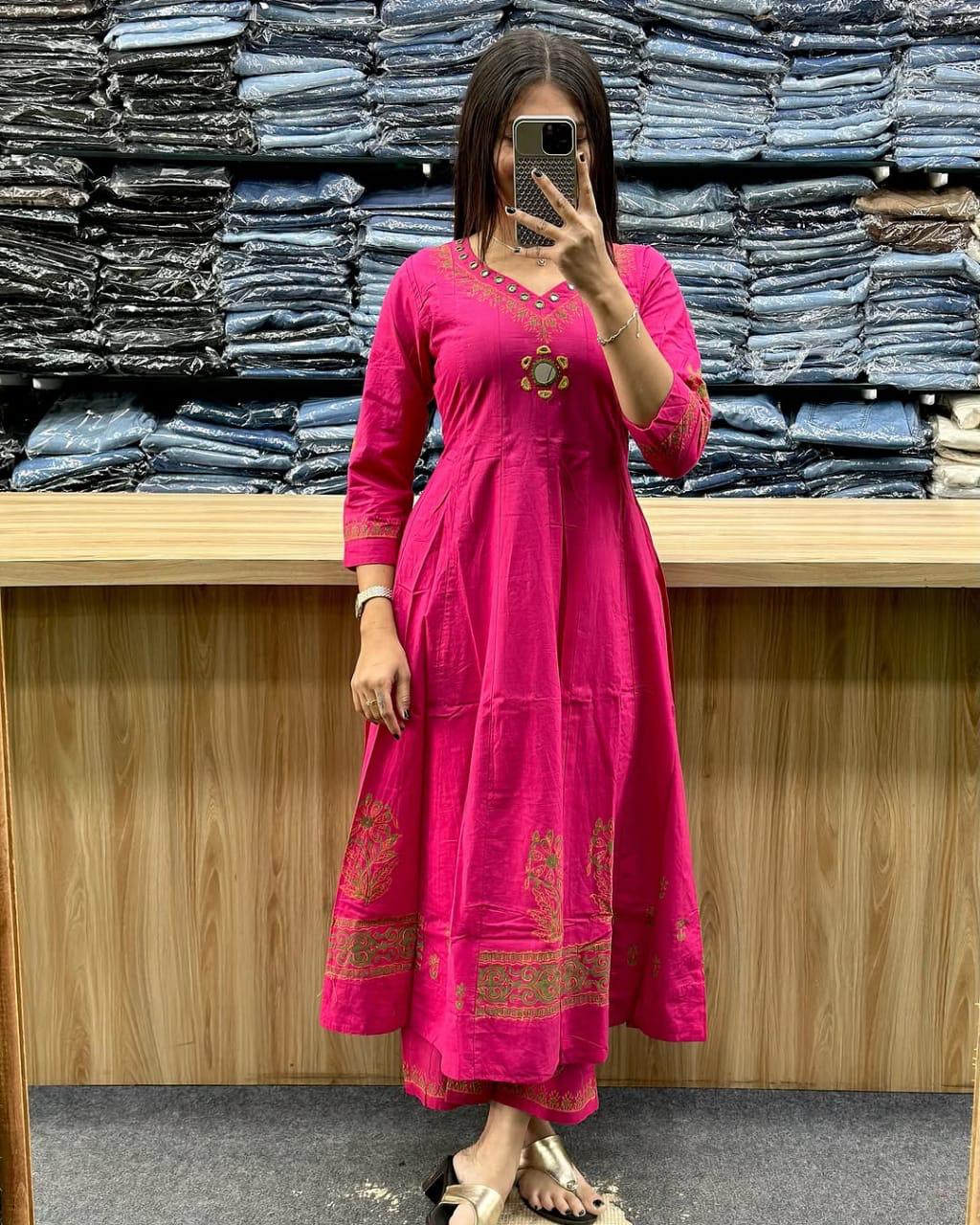 WOMES PARTY WEAR AND FORMAL ALL TIME SUITED KURTIS 3 PIECE SET FOR WOMENS (ROYAL)