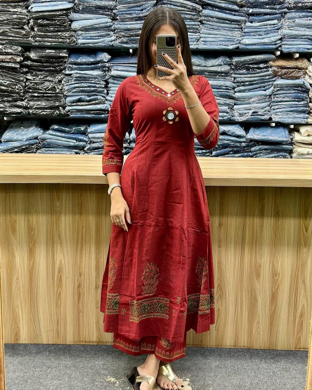 WOMES PARTY WEAR AND FORMAL ALL TIME SUITED KURTIS 3 PIECE SET FOR WOMENS (ROYAL)