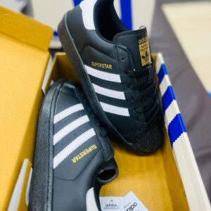 IMPORTED HIGH QUALITY SHOES WITH CREASE PROTECTOR INSIDE HIGH QUALITY AND COMFORT GUARANTEE FOR MENS AND WOMENS ( BA)