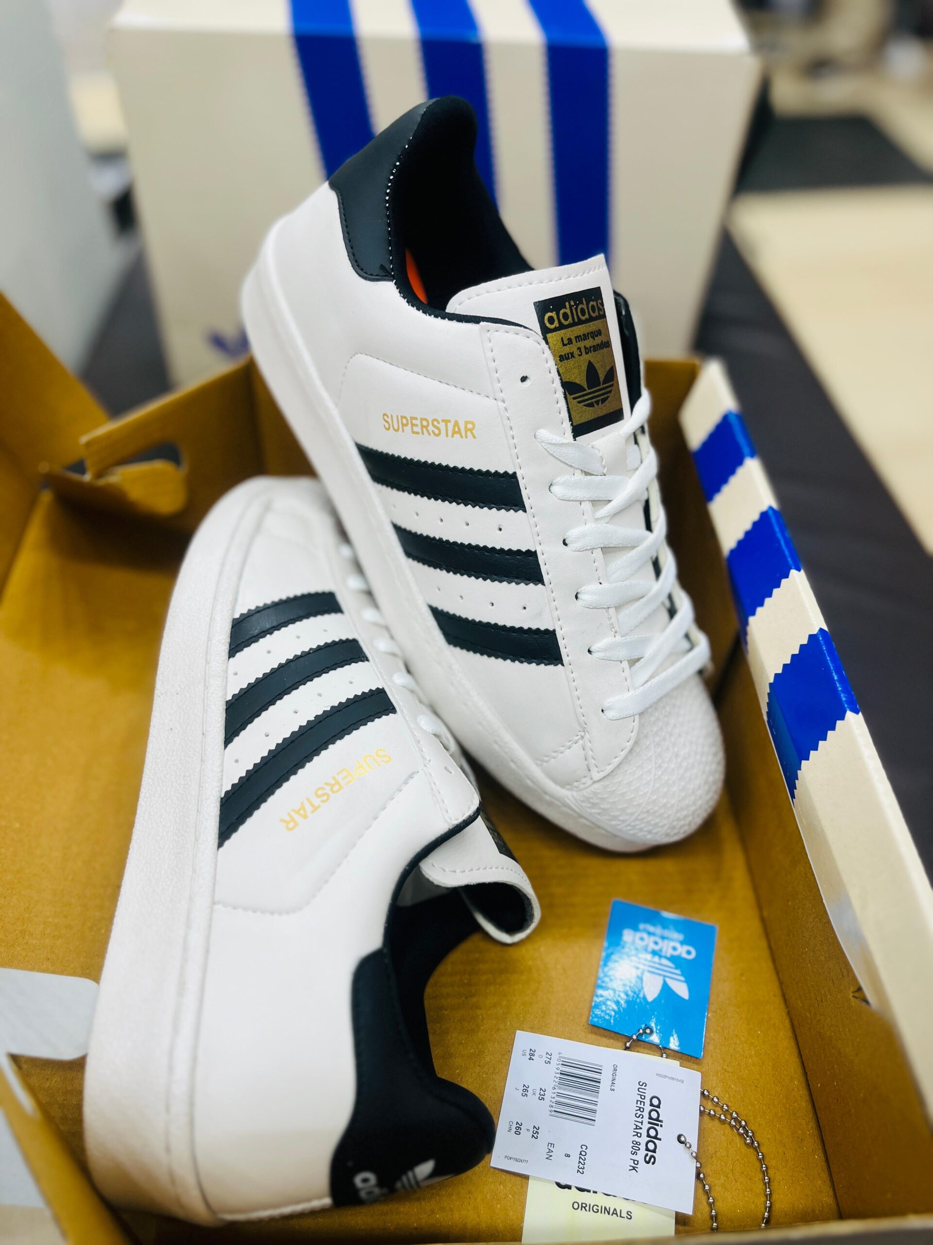 IMPORTED HIGH QUALITY SHOES WITH CREASE PROTECTOR INSIDE HIGH QUALITY AND COMFORT GUARANTEE FOR MENS AND WOMENS ( BA)