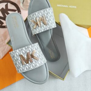 IMPORTED HIGH QUALITY SHOES WITH CREASE PROTECTOR INSIDE HIGH QUALITY AND COMFORT GUARANTEE FOR MENS AND WOMENS ( BA)