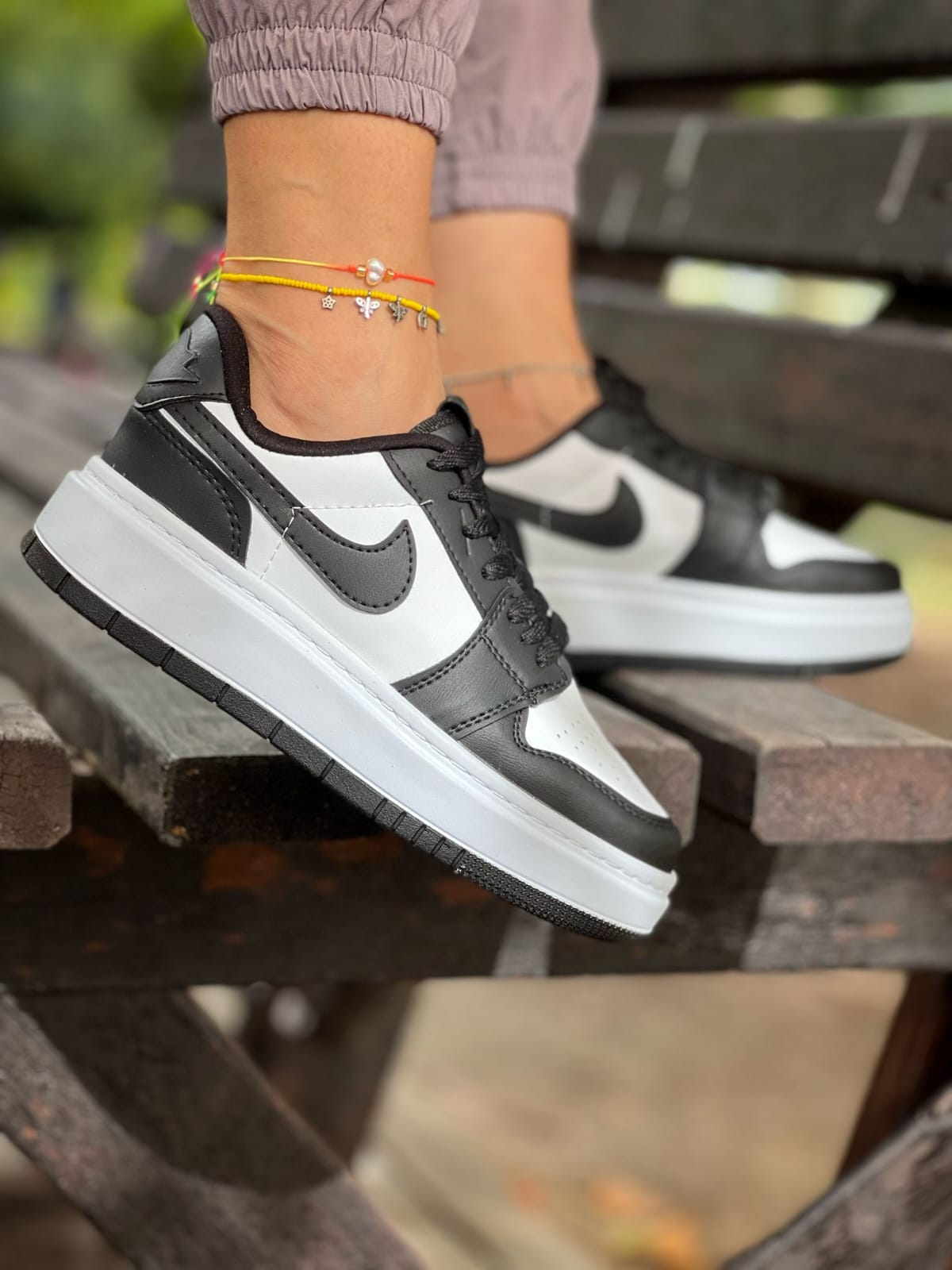 IMPORTED HIGH QUALITY SHOES WITH CREASE PROTECTOR INSIDE HIGH QUALITY AND COMFORT GUARANTEE FOR MENS AND WOMENS ( BA)