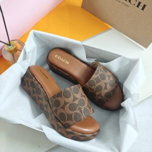 IMPORTED HIGH QUALITY SHOES WITH CREASE PROTECTOR INSIDE HIGH QUALITY AND COMFORT GUARANTEE FOR MENS AND WOMENS ( BA)
