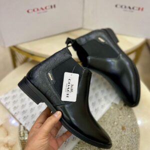 IMPORTED HIGH QUALITY SHOES WITH CREASE PROTECTOR INSIDE HIGH QUALITY AND COMFORT GUARANTEE FOR MENS AND WOMENS ( BA)