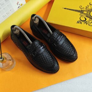 IMPORTED HIGH QUALITY SHOES WITH CREASE PROTECTOR INSIDE HIGH QUALITY AND COMFORT GUARANTEE FOR MENS AND WOMENS ( BA)