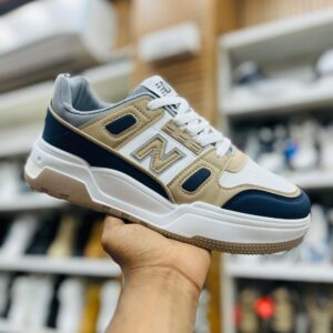 IMPORTED HIGH QUALITY SHOES WITH CREASE PROTECTOR INSIDE HIGH QUALITY AND COMFORT GUARANTEE FOR MENS AND WOMENS ( BA)