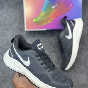 IMPORTED HIGH QUALITY SHOES WITH CREASE PROTECTOR INSIDE HIGH QUALITY AND COMFORT GUARANTEE FOR MENS AND WOMENS ( BA)