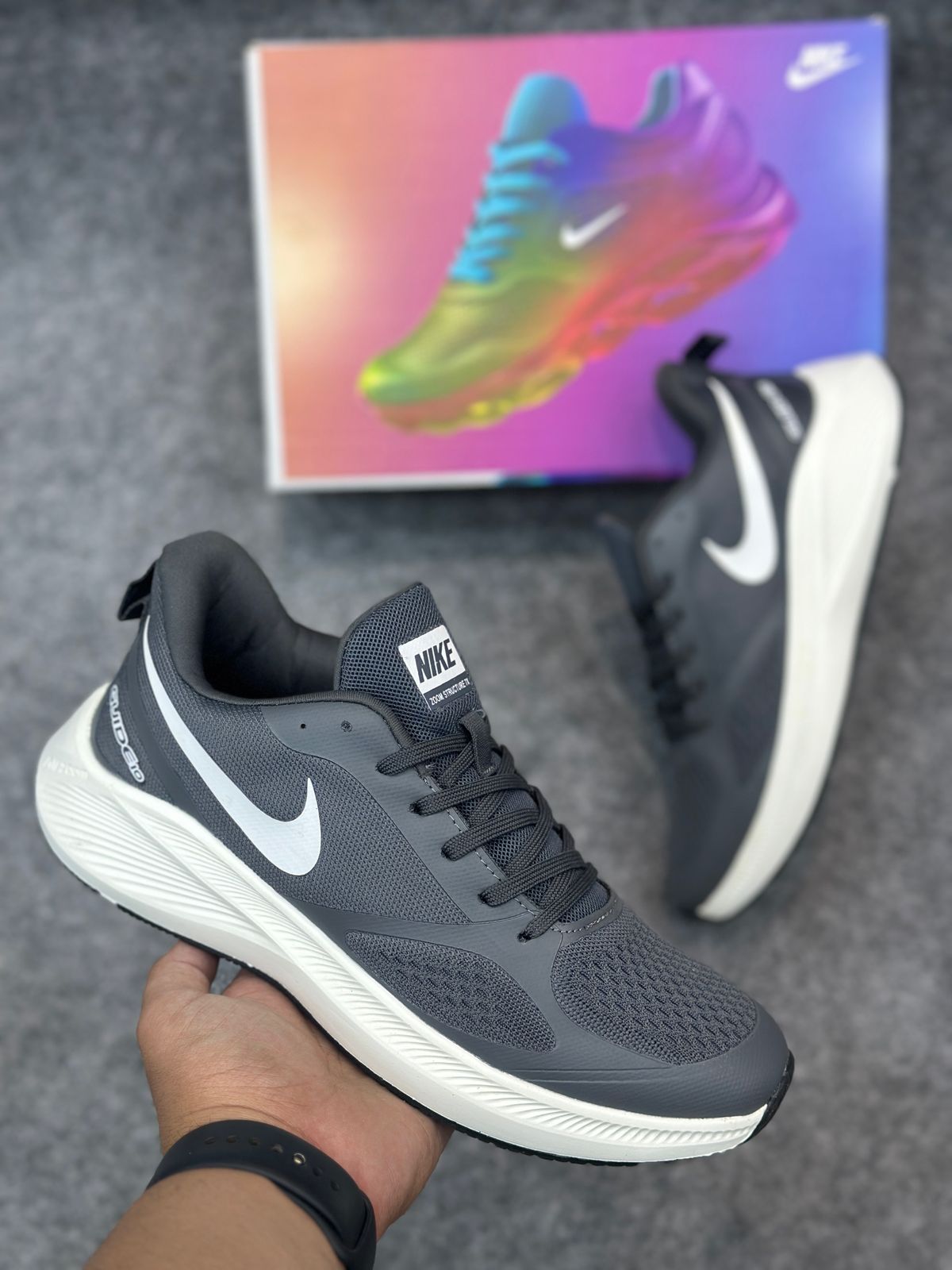 IMPORTED HIGH QUALITY SHOES WITH CREASE PROTECTOR INSIDE HIGH QUALITY AND COMFORT GUARANTEE FOR MENS AND WOMENS ( BA)