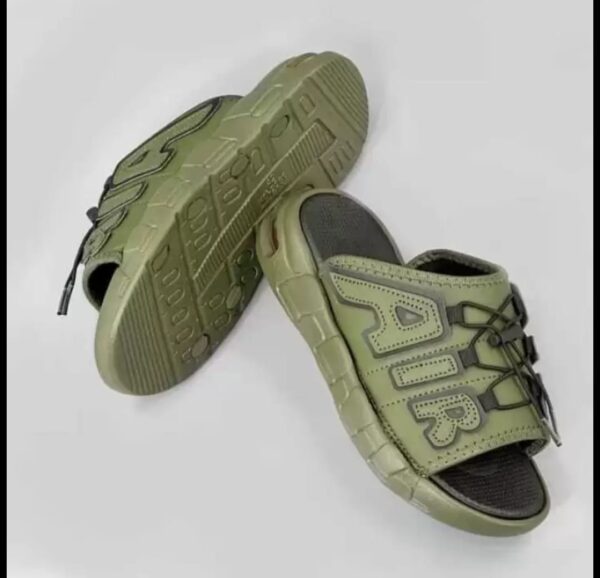 IMPORTED HIGH QUALITY SHOES WITH CREASE PROTECTOR INSIDE HIGH QUALITY AND COMFORT GUARANTEE FOR MENS AND WOMENS ( BA)