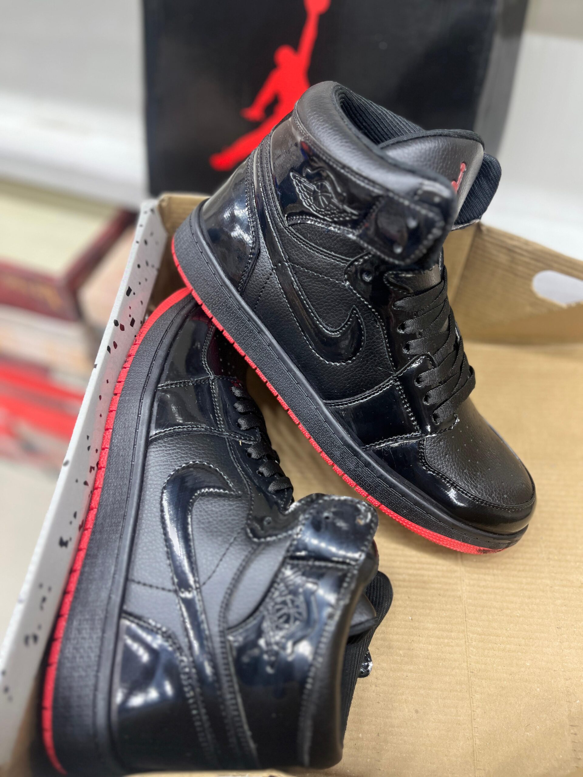 Shoes imported top quality brand (BA) for mens and womens