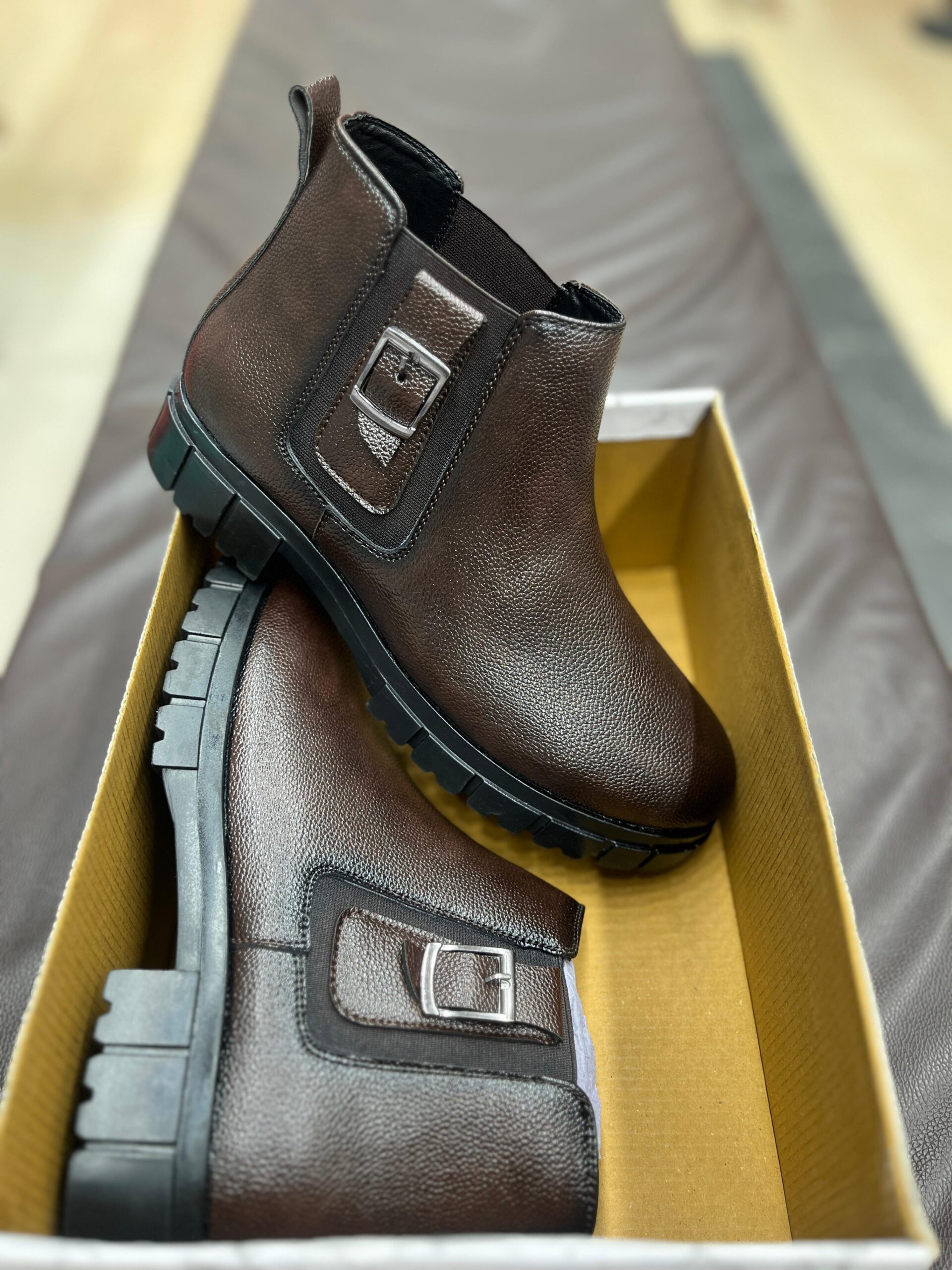 Shoes imported top quality brand (BA) for mens and womens