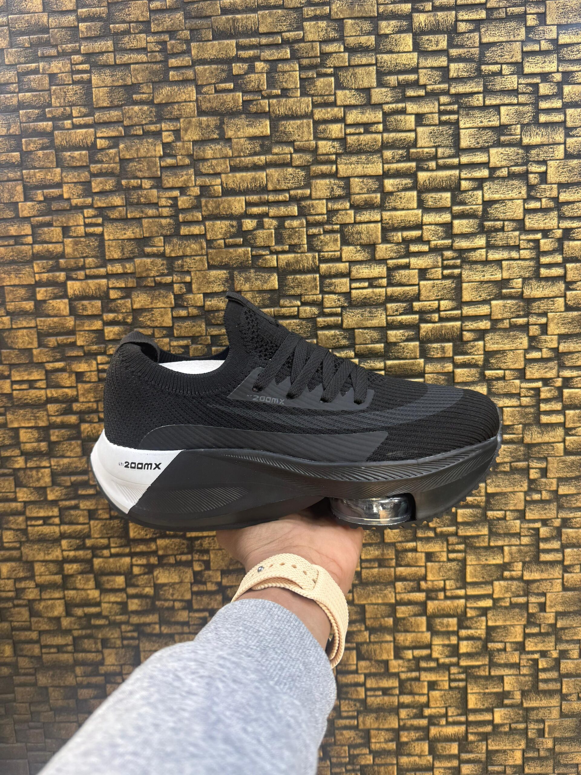 Shoes imported top quality brand (BA) for mens and womens