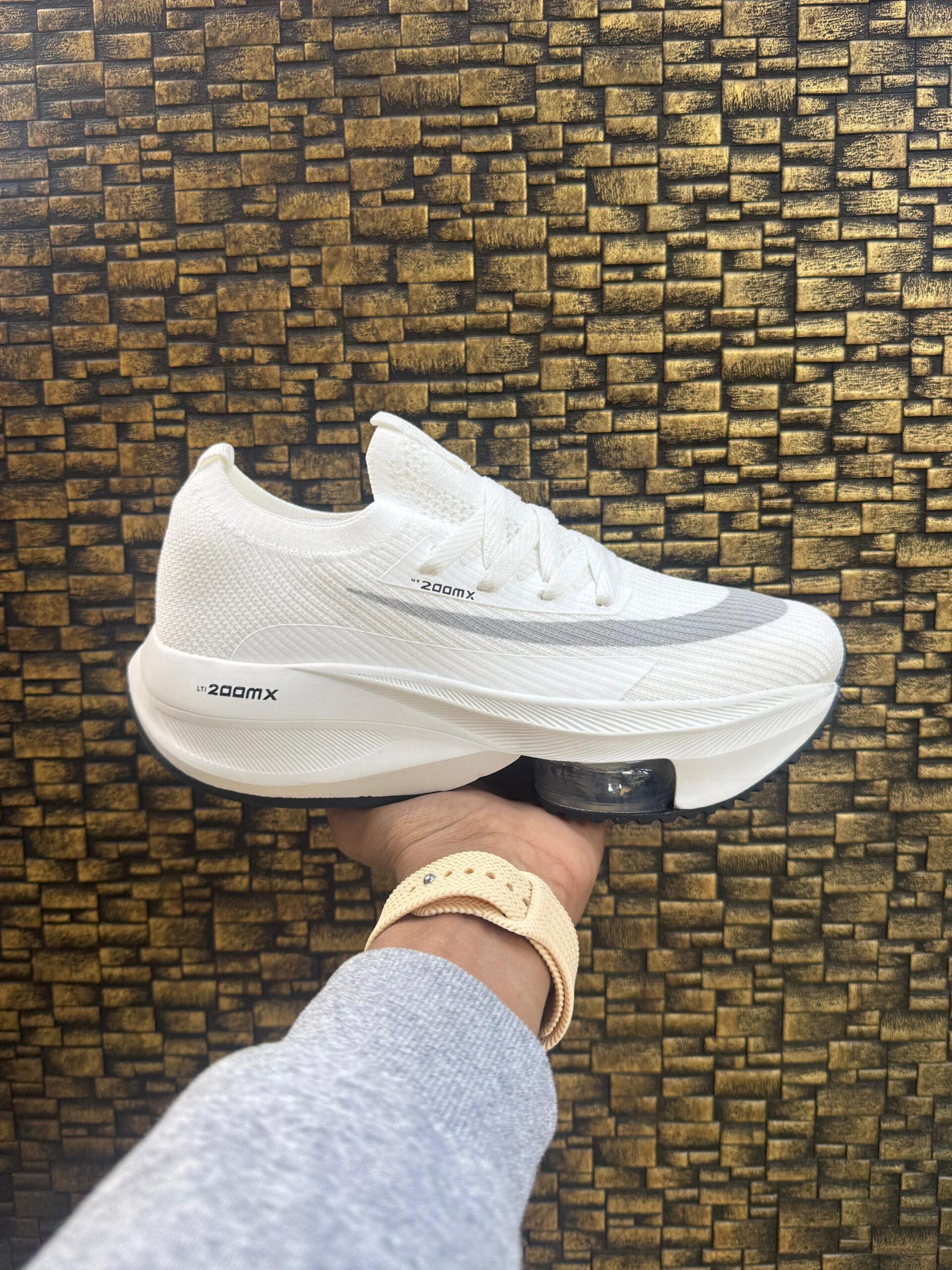 Shoes imported top quality brand (BA) for mens and womens