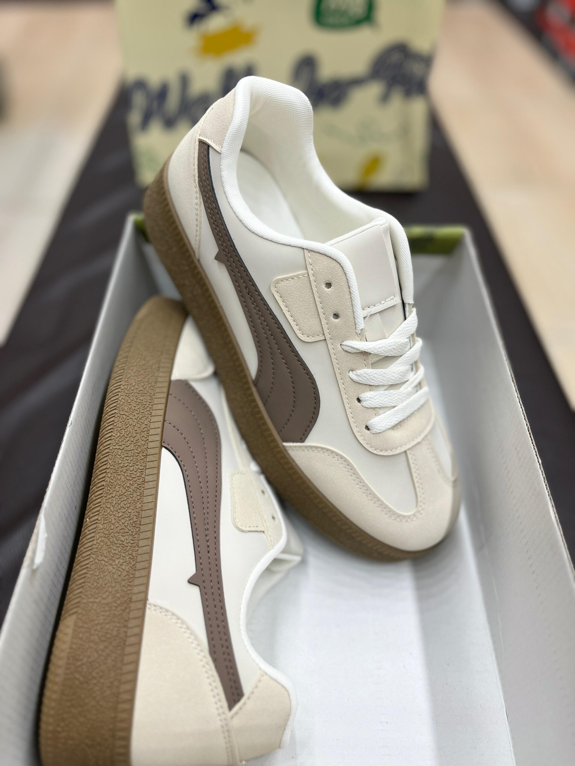 Shoes imported top quality brand (BA) for mens and womens